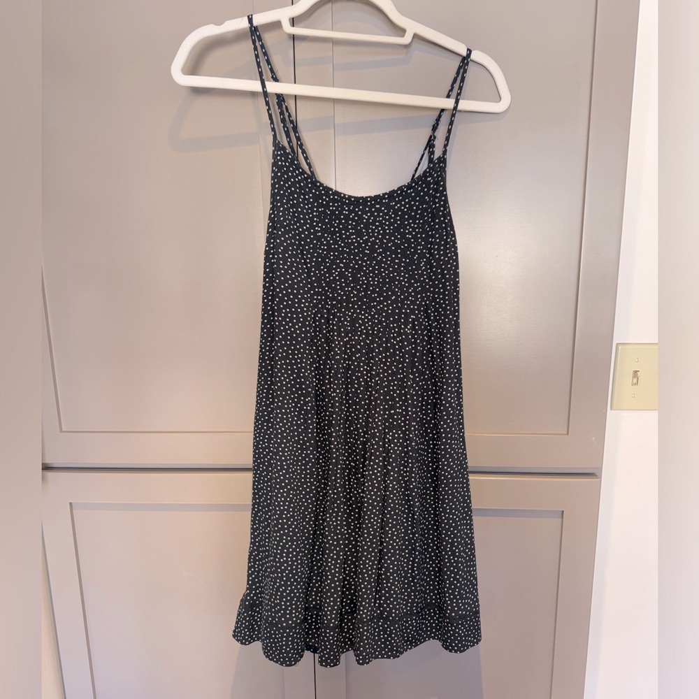 Abercrombie navy/white polka dot dress size medium